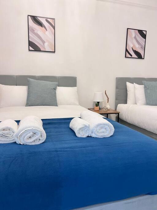 Spacious 3 Bed Flat - Beach Nearby - No Pets Southend-on-Sea Bagian luar foto