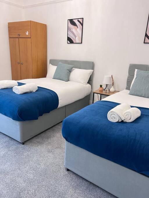 Spacious 3 Bed Flat - Beach Nearby - No Pets Southend-on-Sea Bagian luar foto